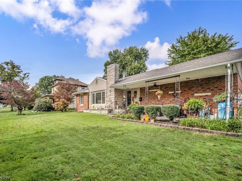 410 S Center Street, Newton Falls, OH 44444 Photo 2