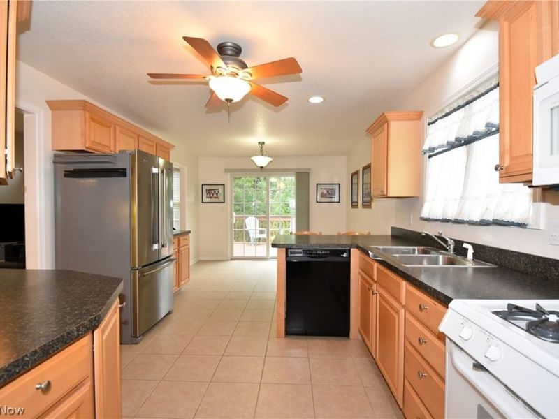 9278 Woodworth Road, Unit 801, North Lima, OH 44452 Photo 2