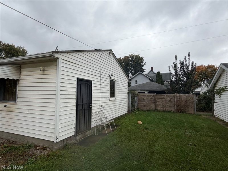 Garfield Avenue SW, Canton, OH 44706 Photo 8