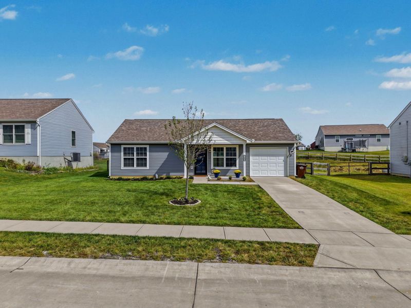 589 Summer Pointe Drive, Walton, KY 41094 Photo 1