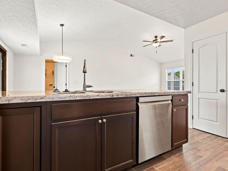 589 Summer Pointe Drive, Walton, KY 41094 Photo 9