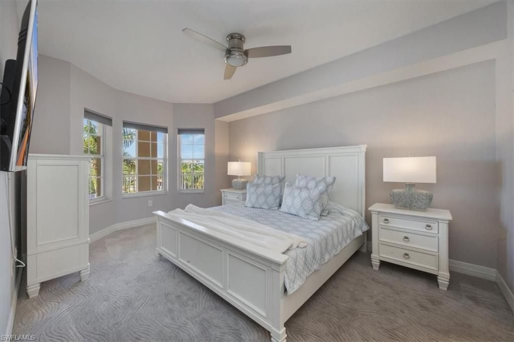 410 Bayfront Pl, Unit 2403, Naples, FL 34102 Photo