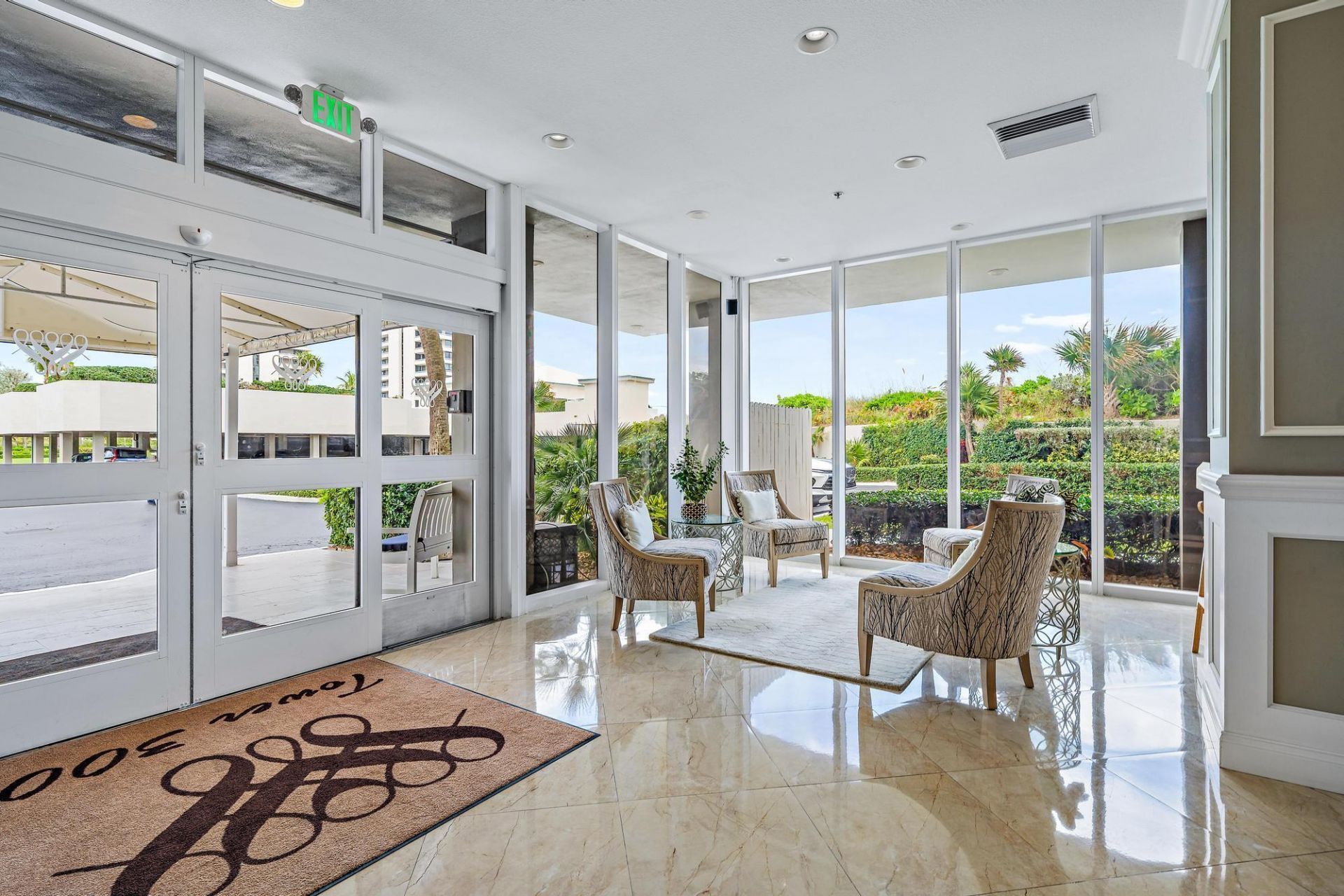 5510 N Ocean Drive, Unit 11B, Singer Island, FL 33404 Photo