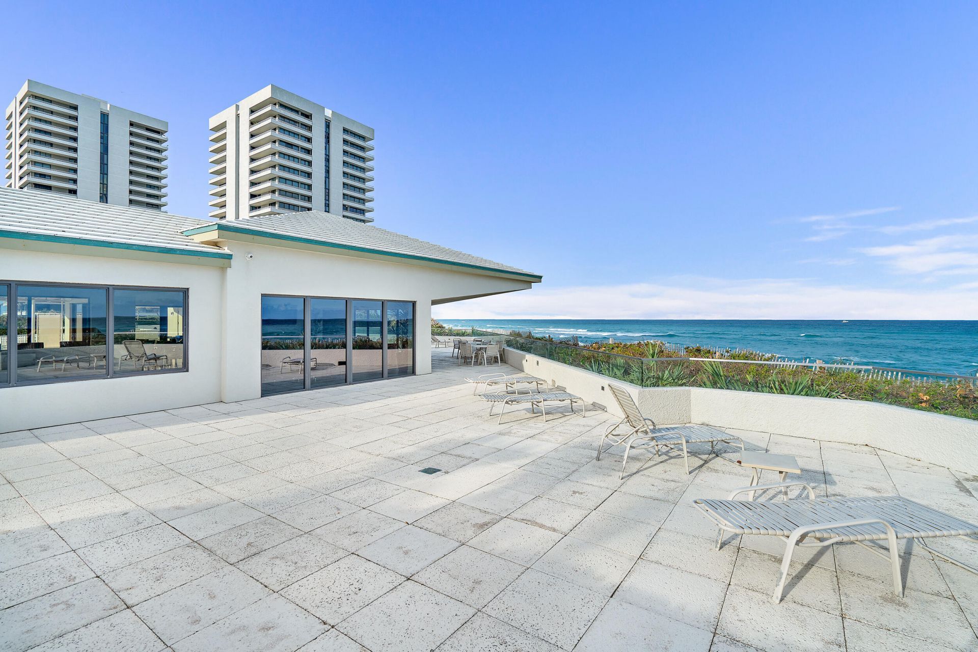 5510 N Ocean Drive, Unit 11B, Singer Island, FL 33404 Photo