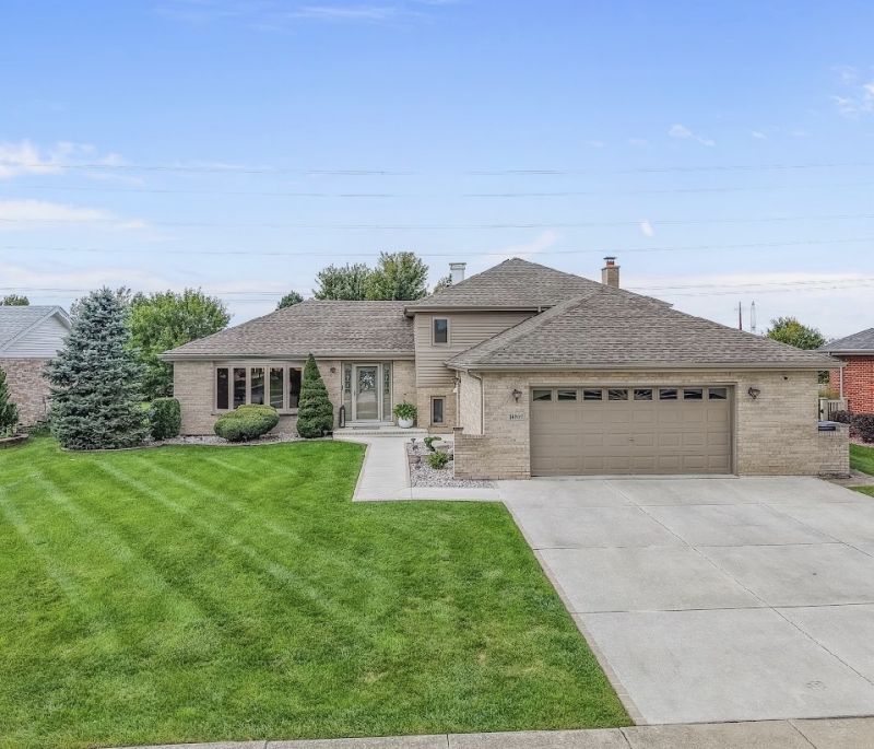 14860 S Carlton Lane, Homer Glen, IL 60491 Main Photo