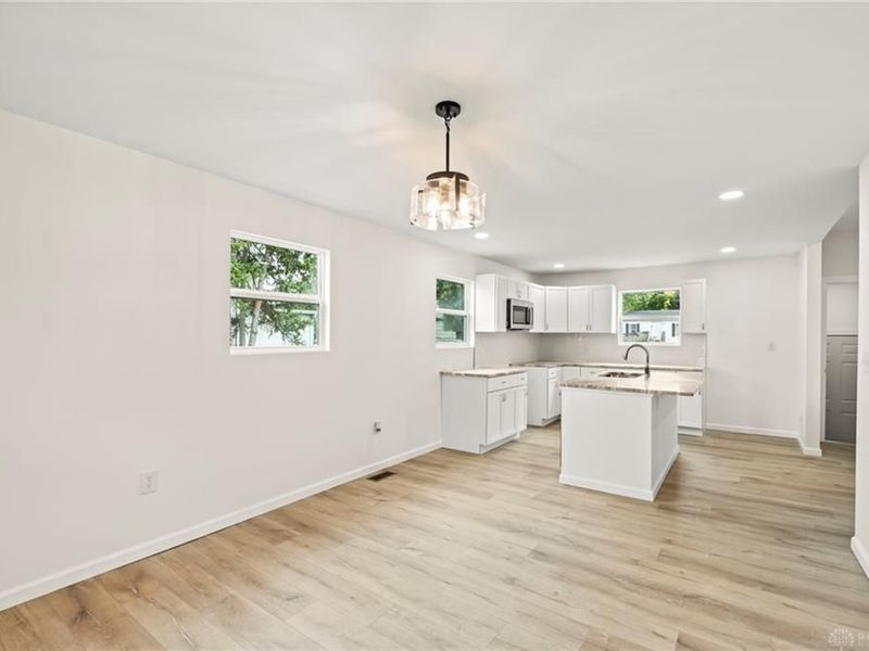 2135 Columbus Road, Springfield, OH 45503 Photo 9