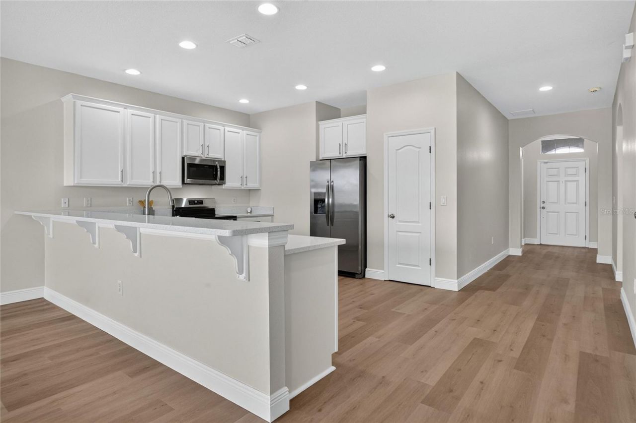 2468 Ladoga Drive , Lakeland, FL 33805 Photo