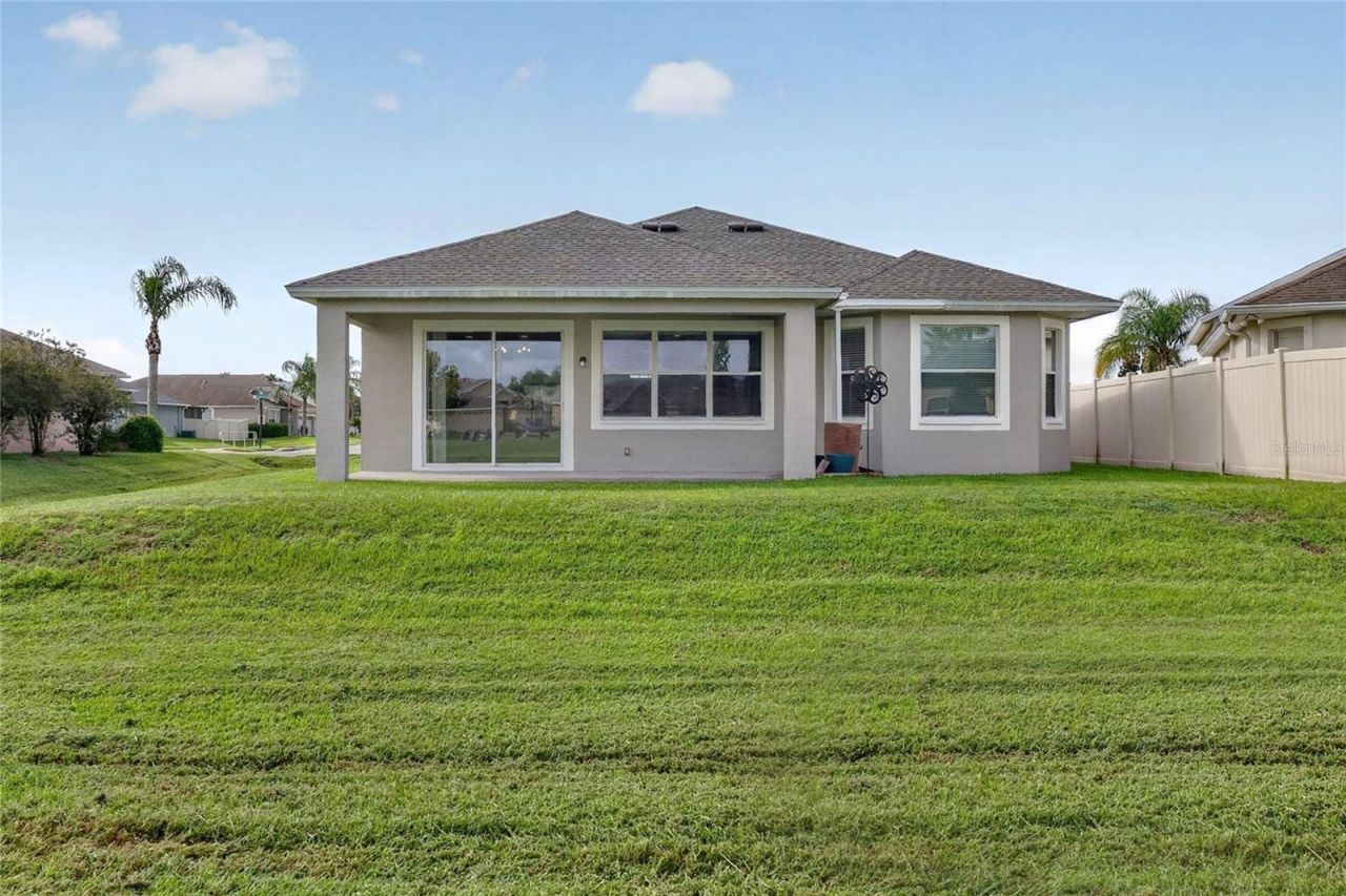 2468 Ladoga Drive , Lakeland, FL 33805 Photo