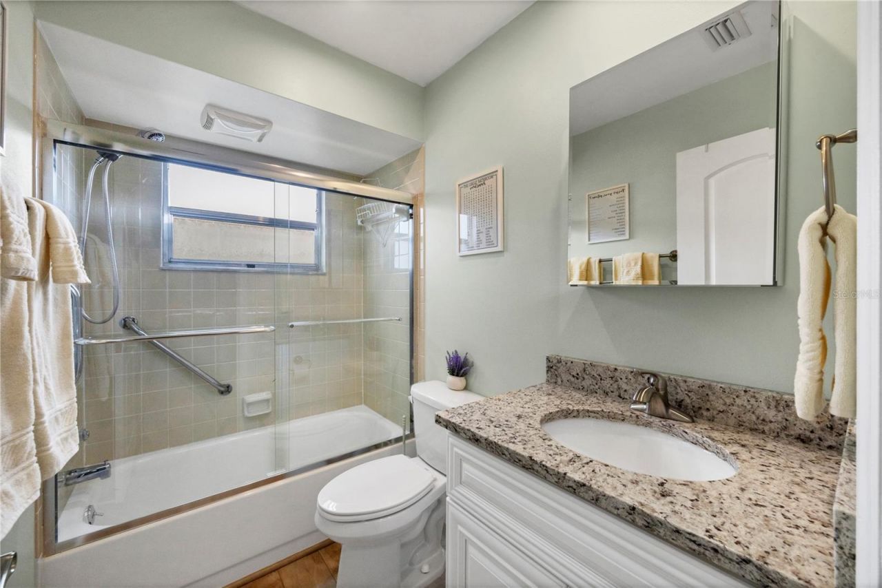 4021 Oakhurst Drive , Unit 3121, Sarasota, FL 34233 Photo