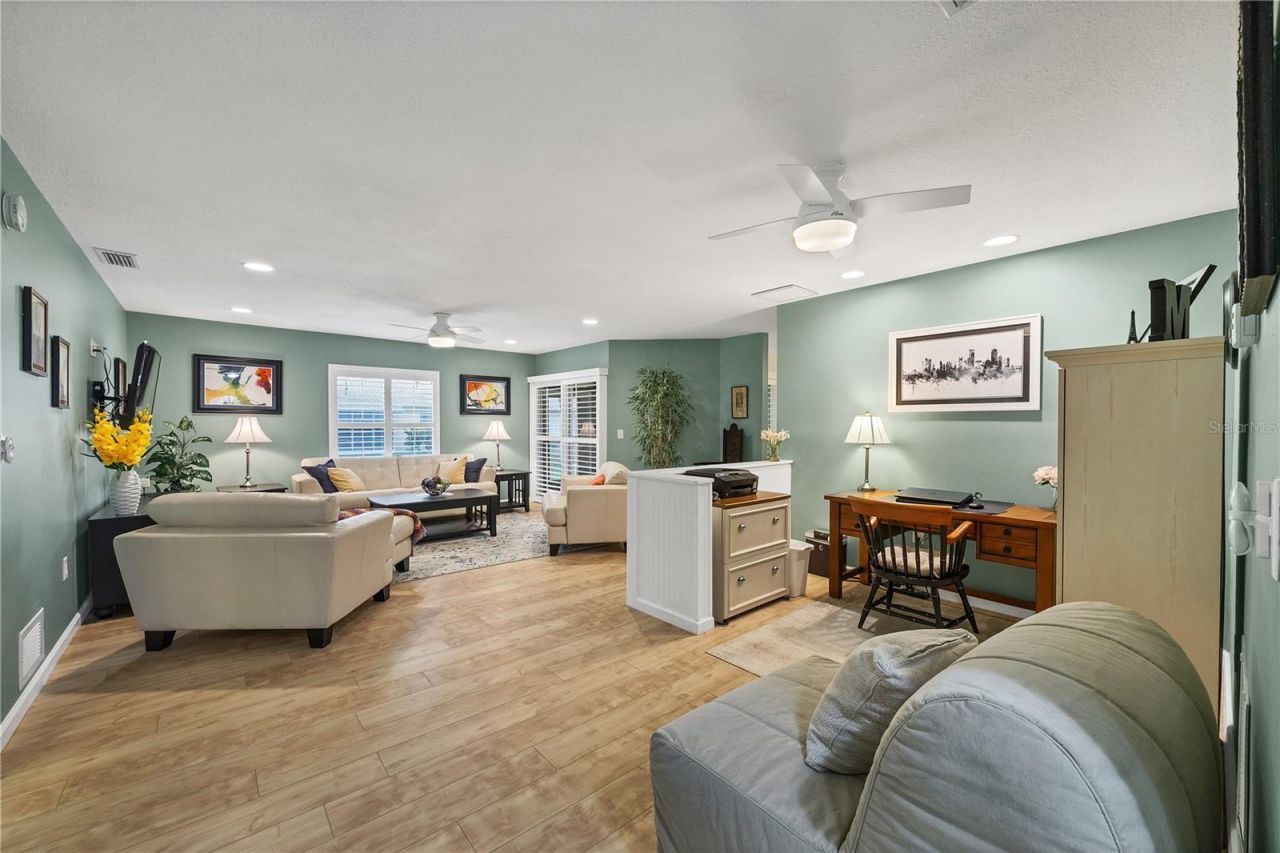 4021 Oakhurst Drive , Unit 3121, Sarasota, FL 34233 Photo