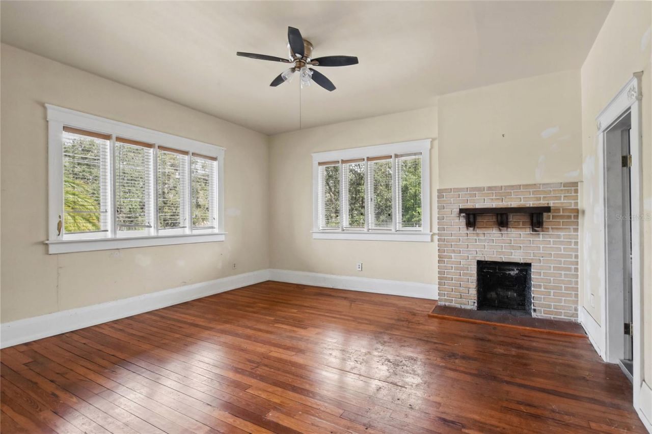 417 Frank Lloyd Wright Way, Lakeland, FL 33803 Photo