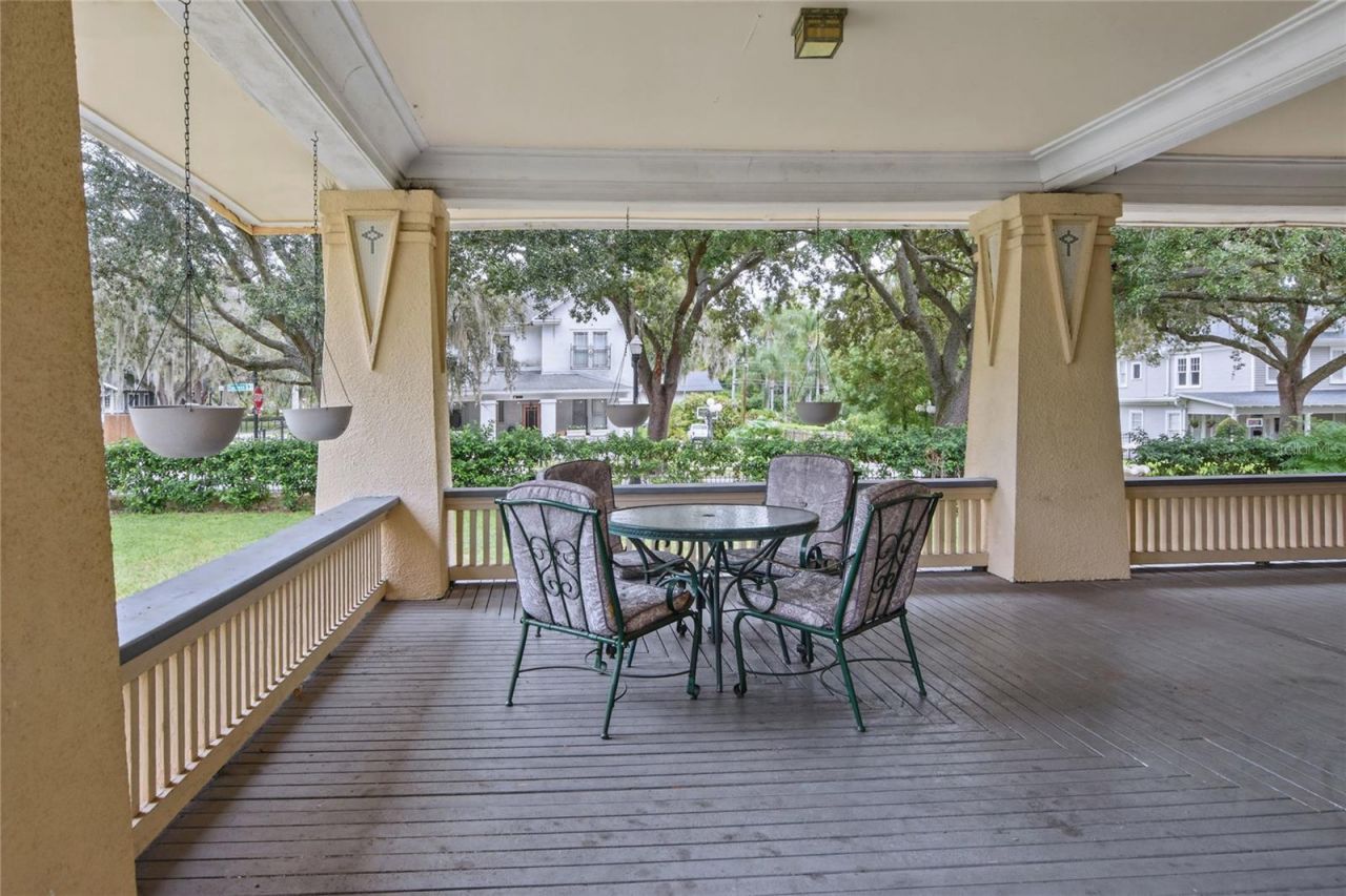417 Frank Lloyd Wright Way, Lakeland, FL 33803 Photo