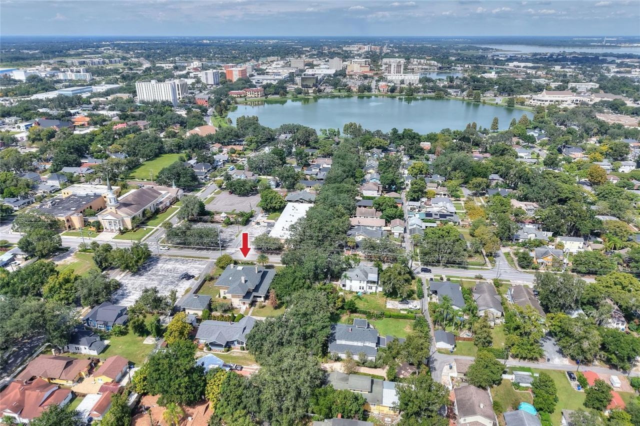 417 Frank Lloyd Wright Way, Lakeland, FL 33803 Photo