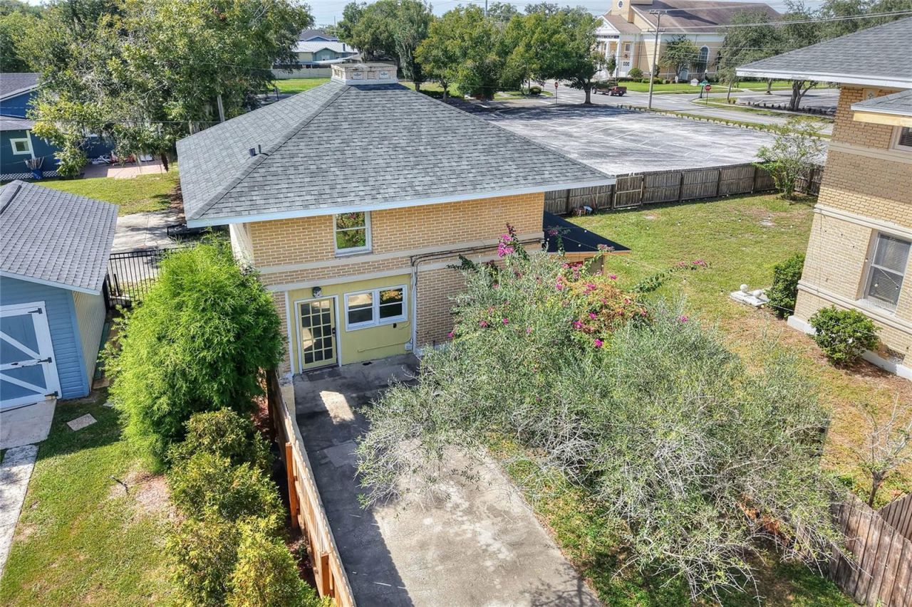 417 Frank Lloyd Wright Way, Lakeland, FL 33803 Photo