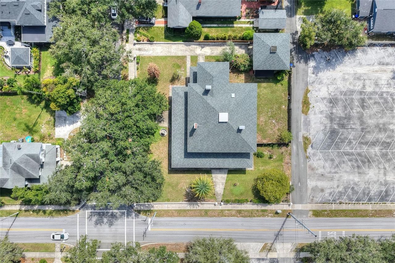 417 Frank Lloyd Wright Way, Lakeland, FL 33803 Photo