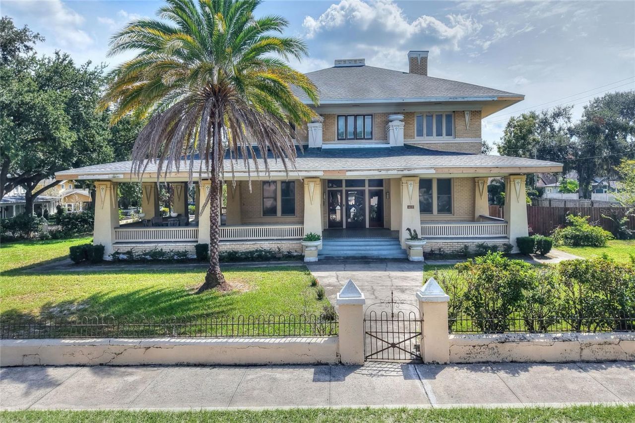 417 Frank Lloyd Wright Way, Lakeland, FL 33803 Photo