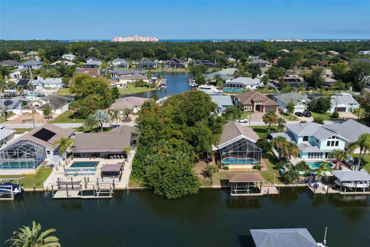 23 Comanche Court, Palm Coast, FL 32137 Main Photo