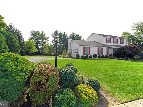41 CASTLEWOOD DRIVE, CHALFONT, PA 18914