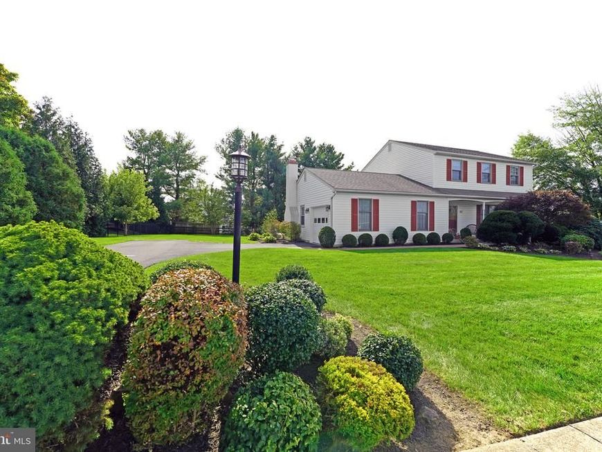 41 Castlewood Drive, Chalfont, PA 18914 Main Photo
