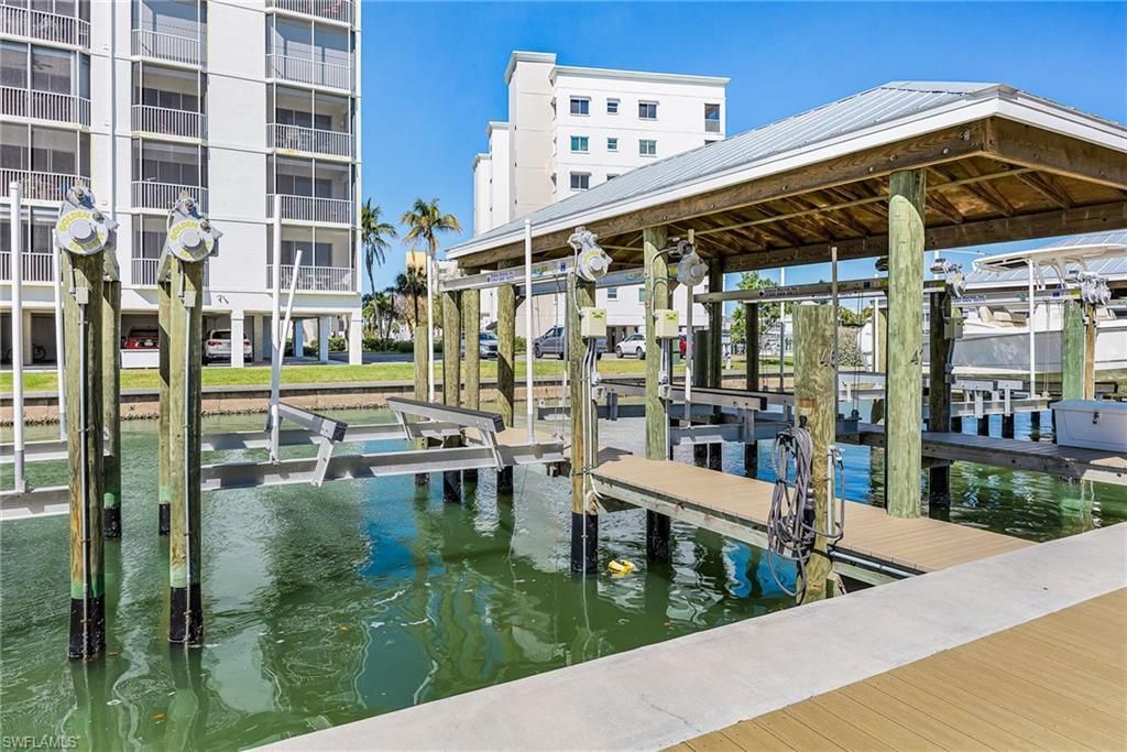 4265 Bay Beach Ln , Unit 522, Fort Myers Beach, FL 33931 Photo