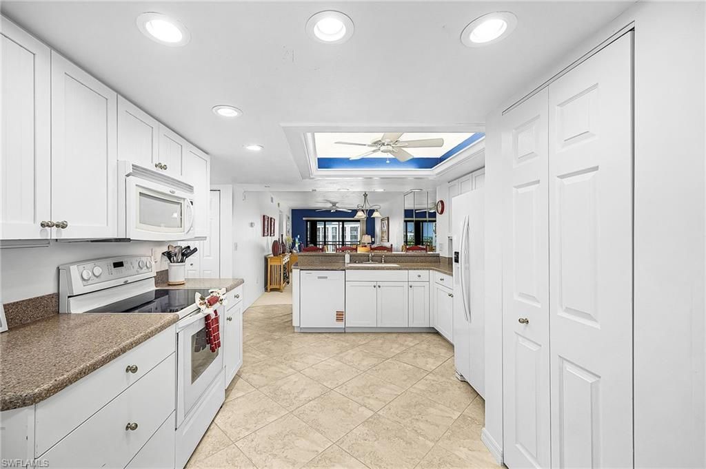 4265 Bay Beach Ln , Unit 522, Fort Myers Beach, FL 33931 Photo
