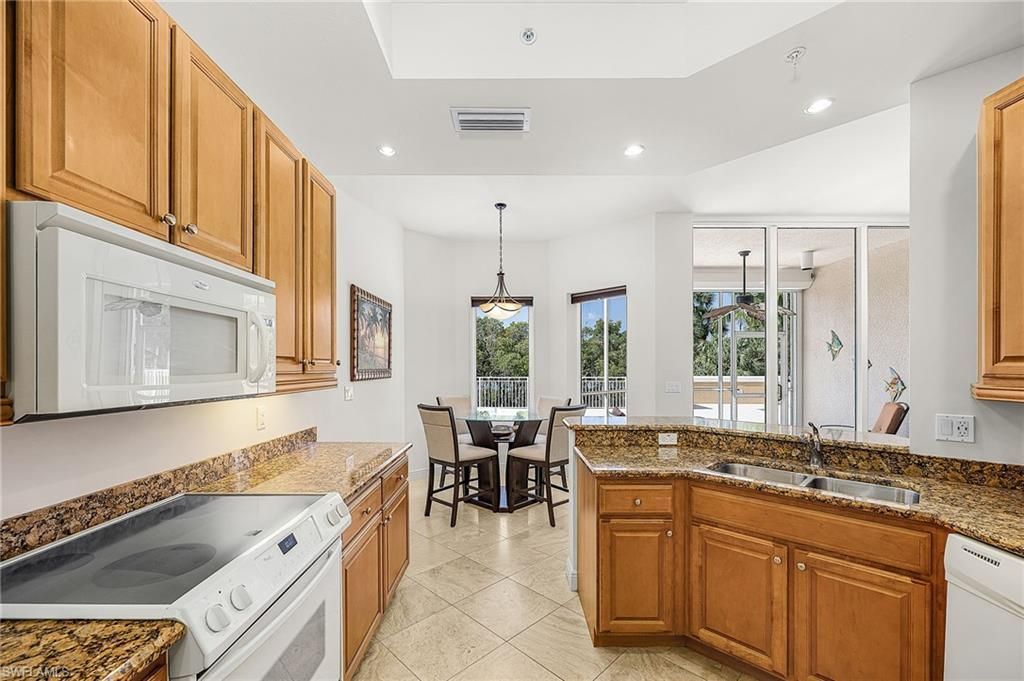 4182 Bay Beach Ln , Unit 722, Fort Myers Beach, FL 33931 Photo