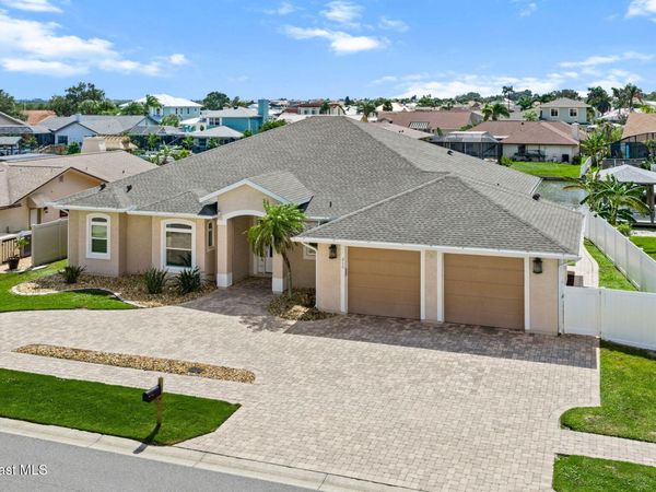 215 Cordoba Court , Merritt Island, FL 32953