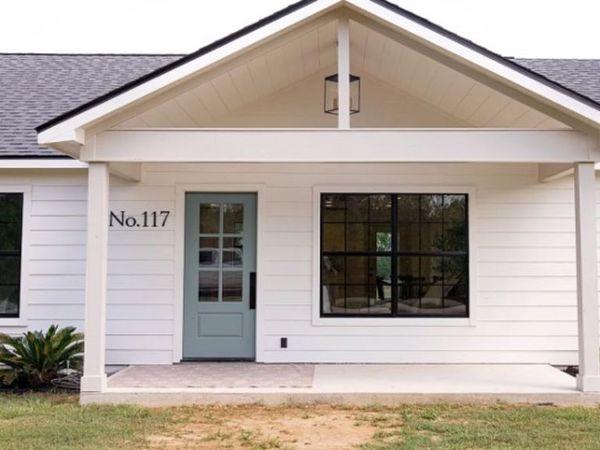 117 CEMETERY RD, Charlotte, TX 78011