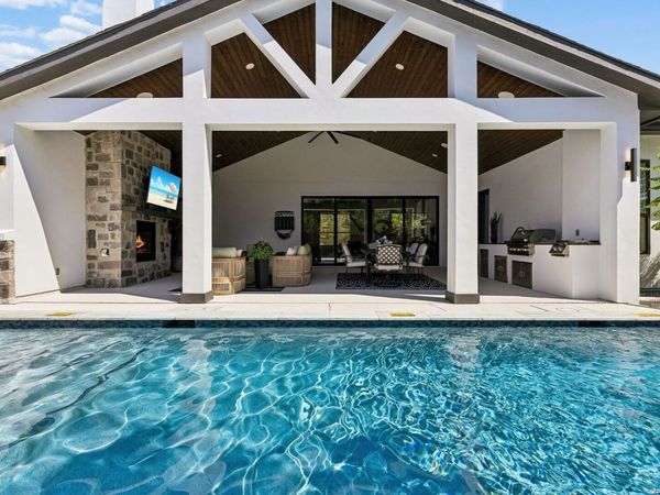 5314 Blackberry Dr, Leon Valley, TX 78238
