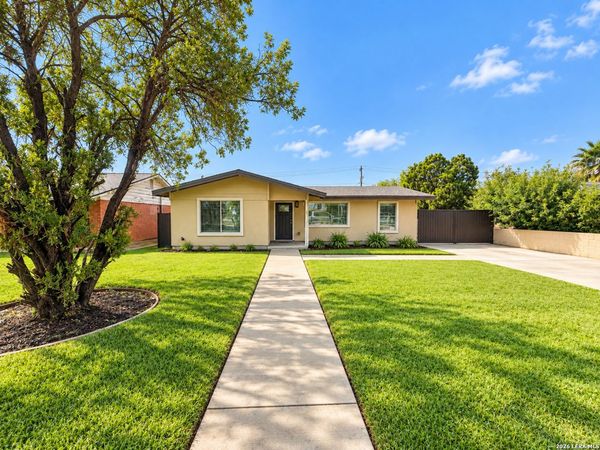 725 N Bibb, Eagle Pass, TX 78852