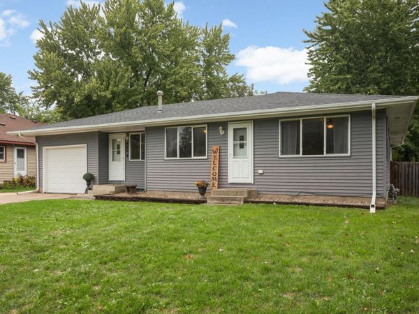 406 18th Street W, Hastings, MN 55033
