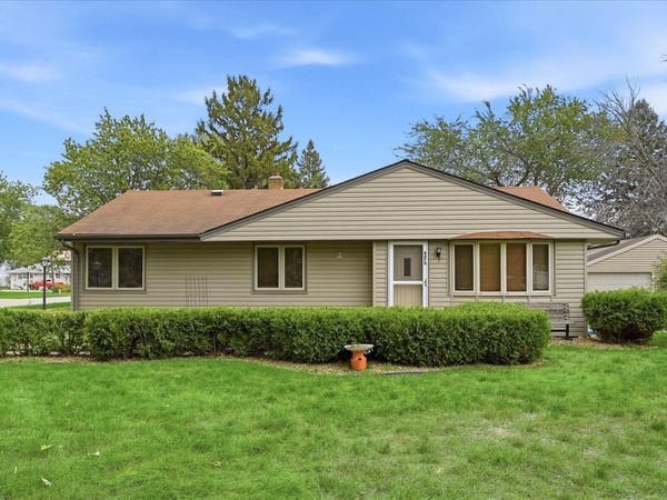 4070 Jay Lane, White Bear Lake, MN 55110