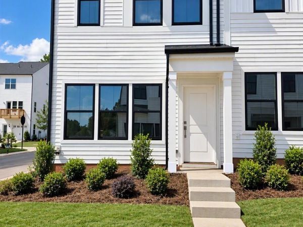 6604 Harlech Street , Charlotte, NC 28269