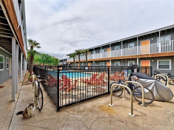 2401 Manor RD , Unit 102, Austin, TX 78722