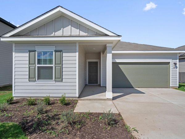 105 Bridgeview DR, Hutto, TX 78634