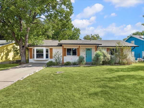 2205 Quail Meadow DR, Georgetown, TX 78626