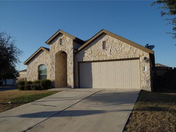 117 Antelope Plains RD, Buda, TX 78610