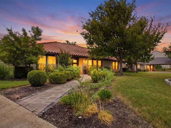 105 Tallstar DR, Lakeway, TX 78734