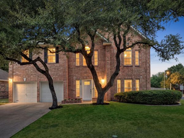 9100 Amanda DR, Austin, TX 78729