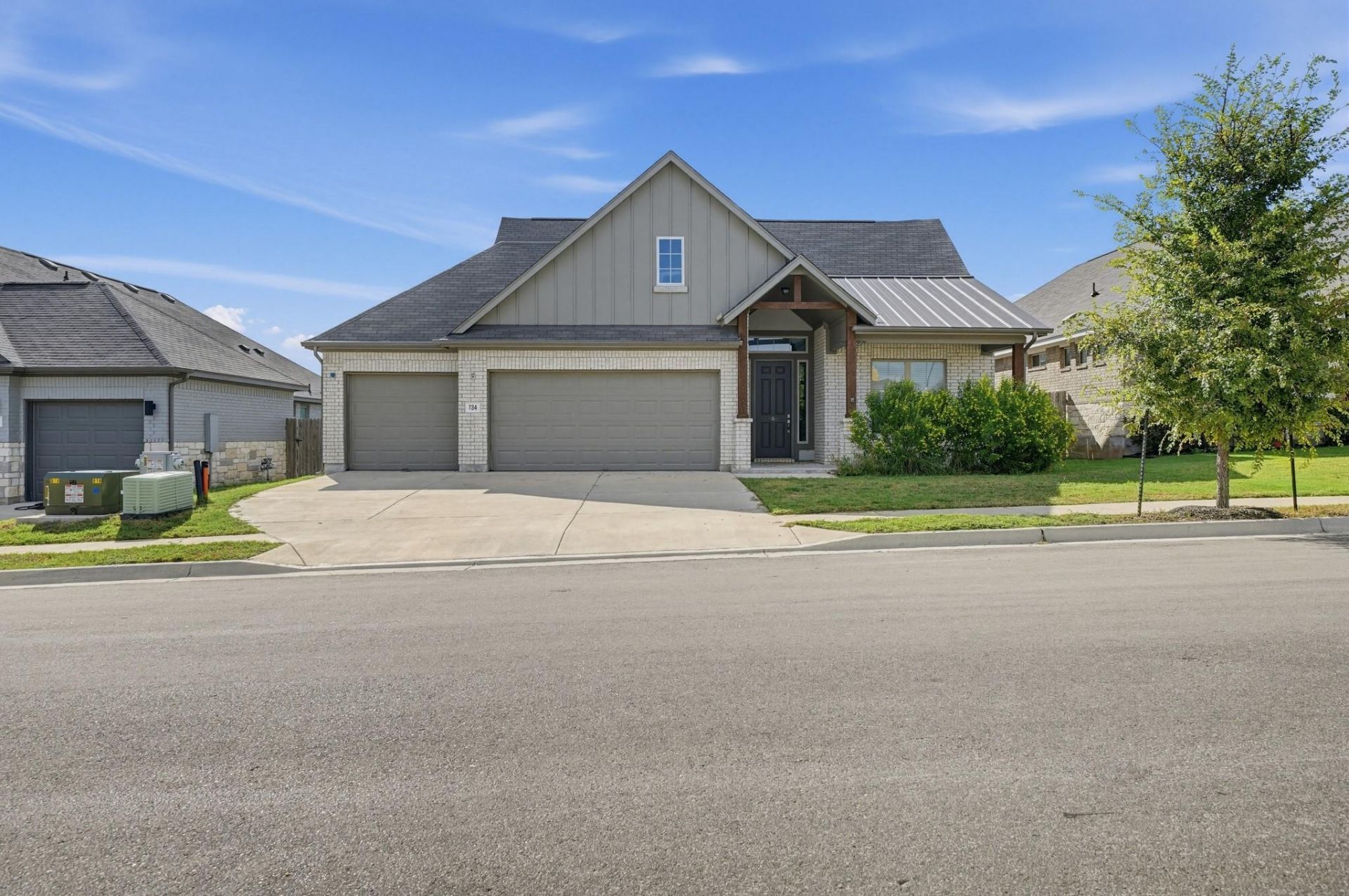 734 Treadwell Ln , Kyle, TX 78640 Main Photo