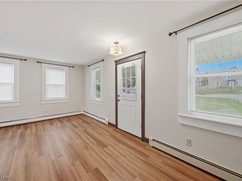 9787 Cleveland Avenue NW, Uniontown, OH 44685 Photo 10