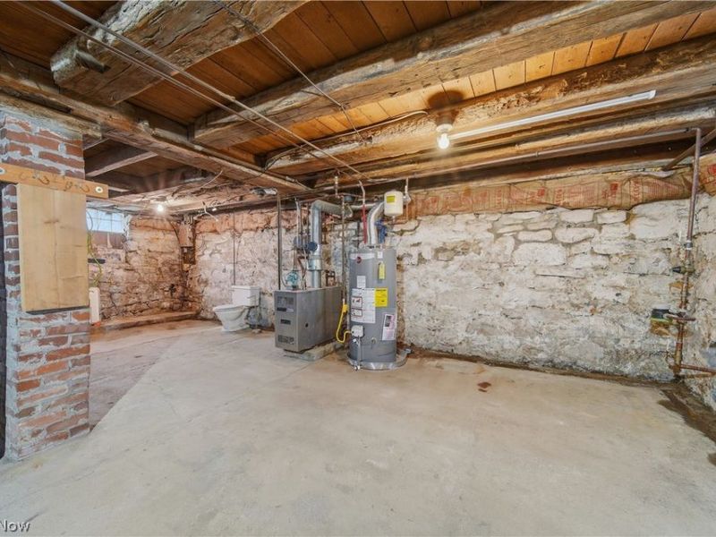 9787 Cleveland Avenue NW, Uniontown, OH 44685 Photo 20