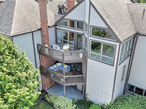 401 Darbys Run , Bay Village, OH 44140