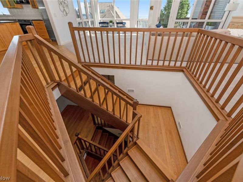 401 Darbys Run, Bay Village, OH 44140 Photo 23