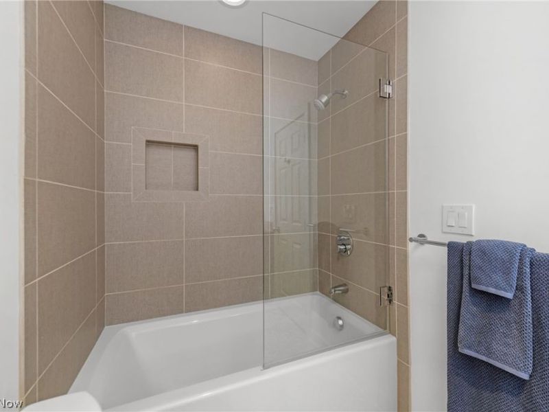 401 Darbys Run, Bay Village, OH 44140 Photo 40