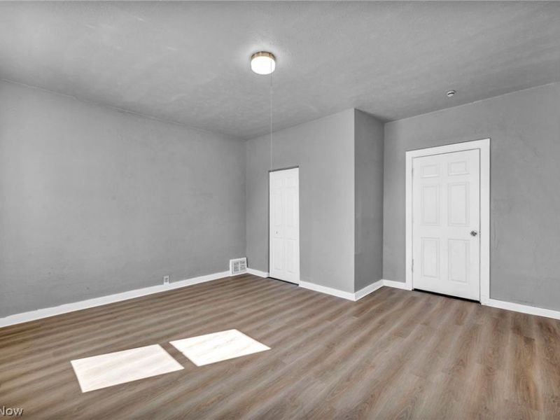 5101 Dalton Avenue, Cleveland, OH 44127 Photo 11