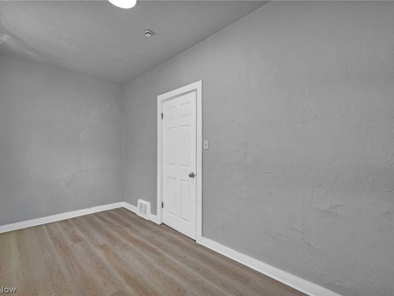 5101 Dalton Avenue, Cleveland, OH 44127 Photo 15
