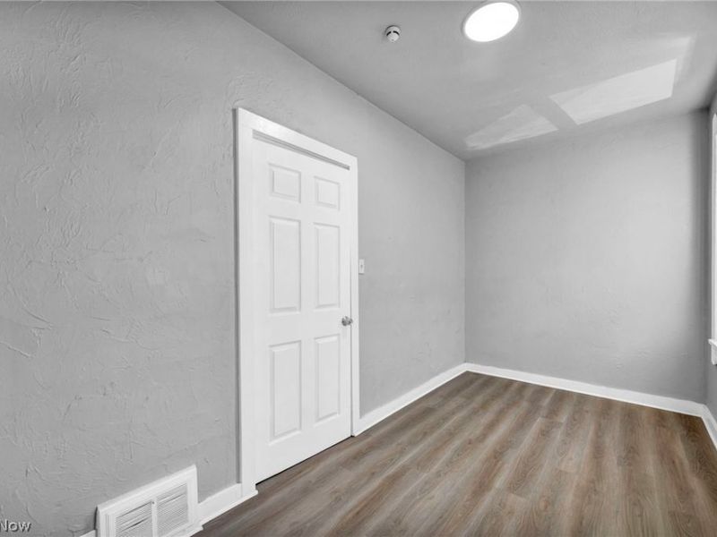 5101 Dalton Avenue, Cleveland, OH 44127 Photo 16