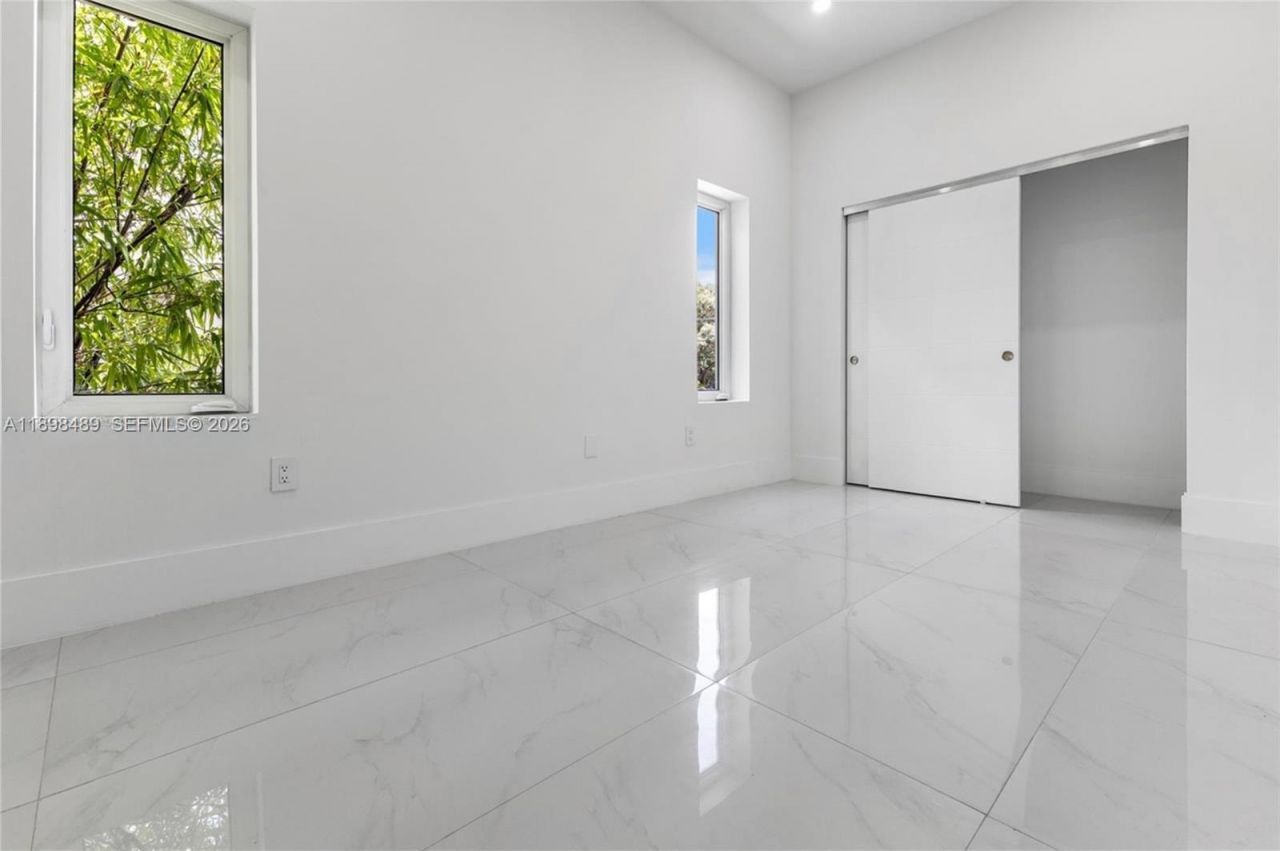 3140 Carter St , Unit 3140, Miami, FL 33133 Photo