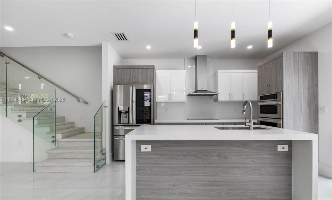 3140 Carter St , Unit 3140, Miami, FL 33133 Photo